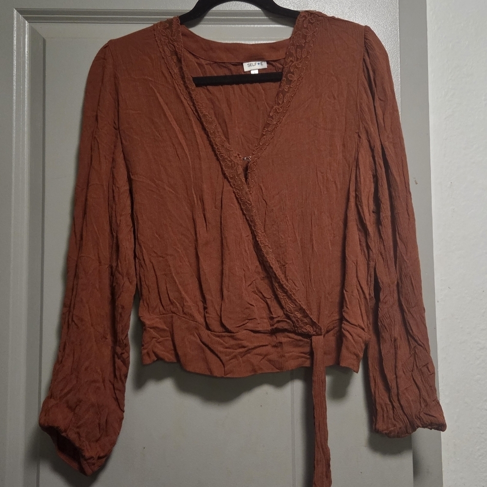 Elegant Self E, Blouse